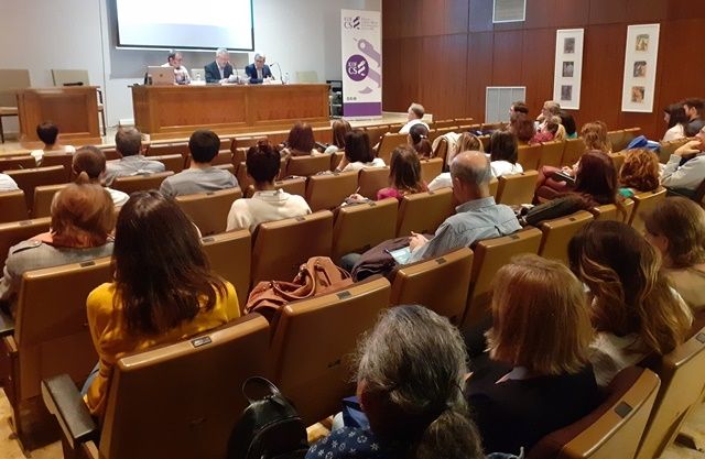 Los farmacéuticos de Castellón debatieron sobre la eficacia de los probióticos