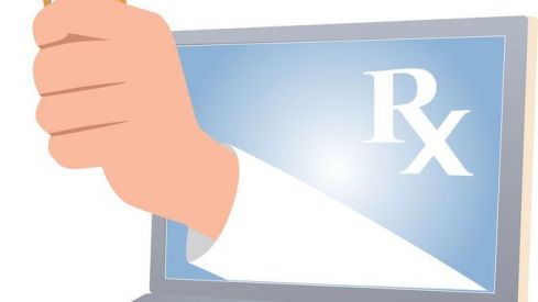 Los consejos generales de médicos, farmacéuticos y dentistas piden precaución a la población a la hora de comprar medicamentos por internet