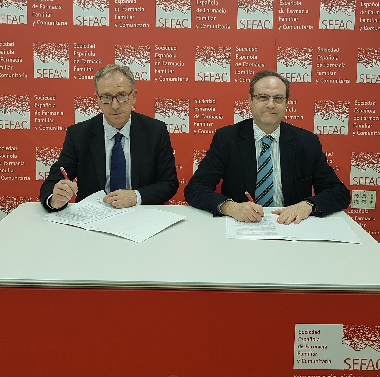SEFAC y SEMES firman un convenio encaminado a la mejora de la formación de los profesionales de la salud