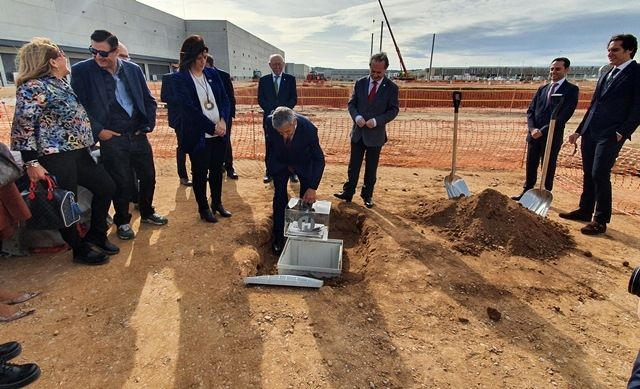 Hefame pone en Valencia la primera piedra del segundo centro regulador del Grupo