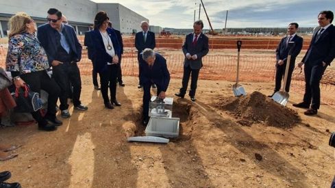 Hefame pone en Valencia la primera piedra del segundo centro regulador del Grupo