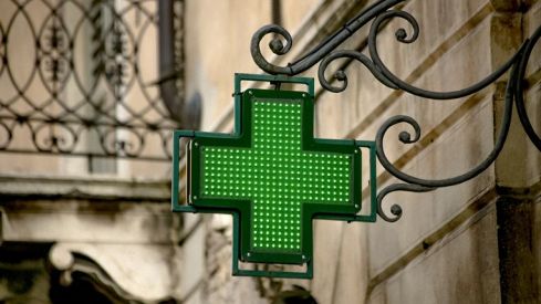 Farmacias y autoridades sanitarias impulsan medidas excepcionales para proteger a los más vulnerables