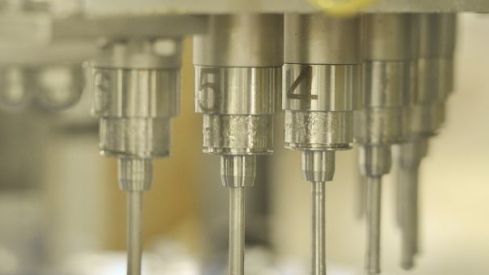 El laboratorio Pierre Fabre está produciendo geles hidroalcohólicos para dispensar en farmacias