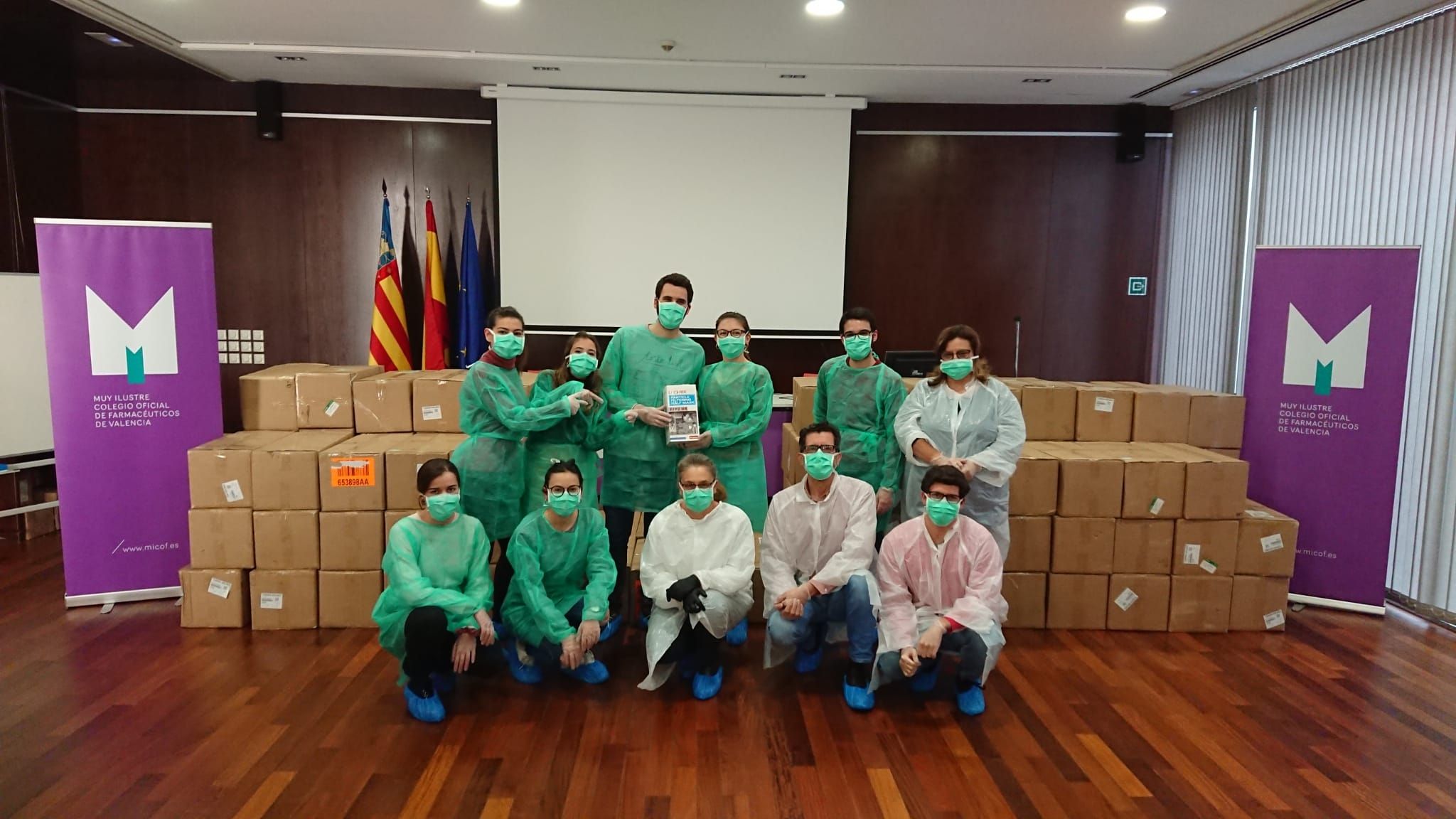 El Colegio de Farmacéuticos de Valencia dota de protección a las farmacias de la provincia para garantizar el desarrollo de su labor asistencial en primera línea