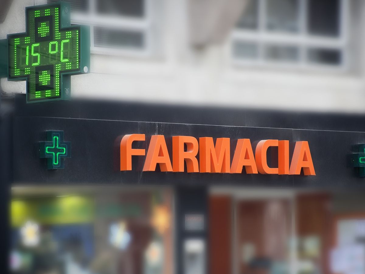 La red de farmacias madrileña registra 15 reaperturas desde su cierre temporal