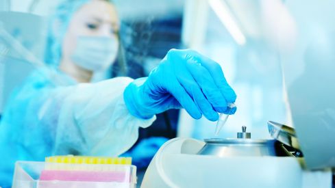 La Unión de Trabajadores y la Confederación Valenciana de Empresarios de Farmacia piden a la Generalitat pruebas diagnósticas de la COVID 19