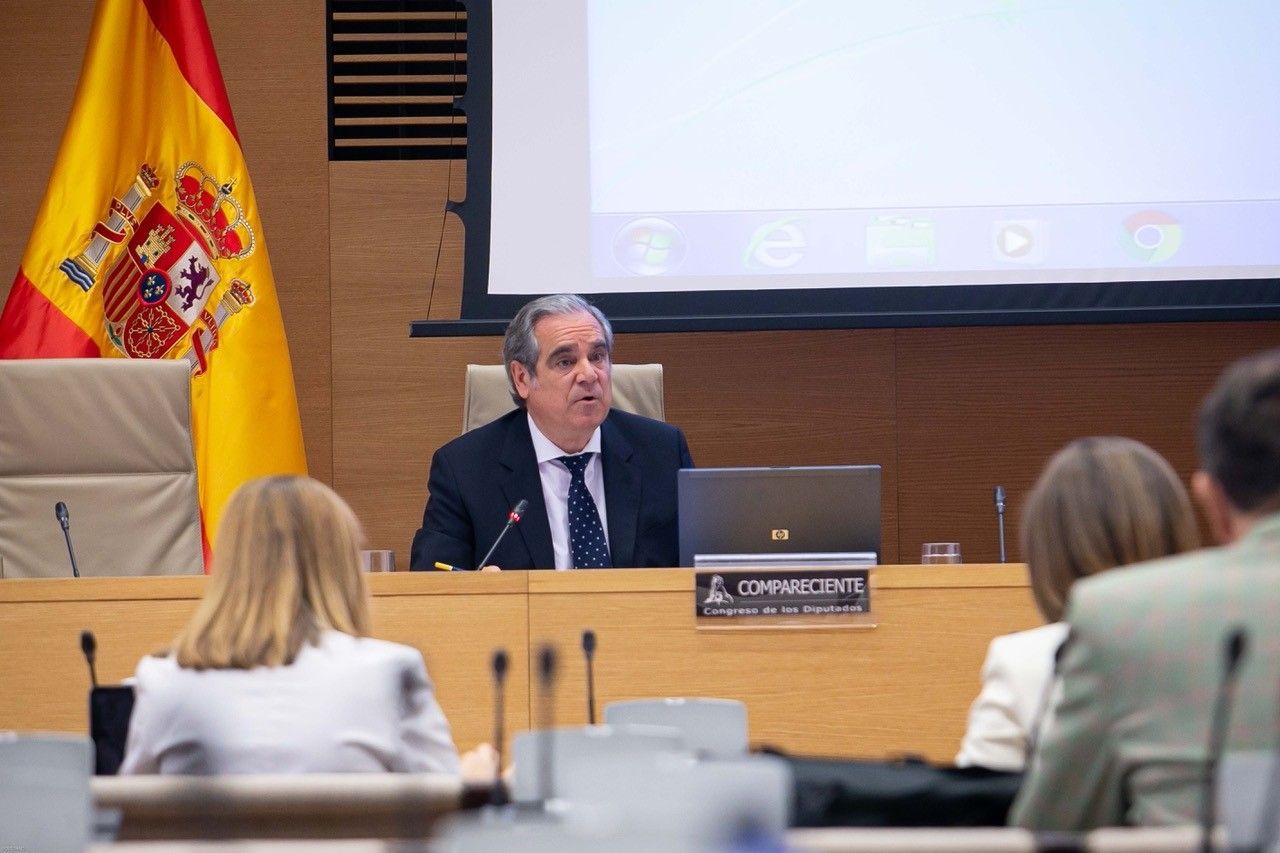 Jesús Aguilar reivindica ante la Comisión de Reconstrucción del Congreso el papel de los farmacéuticos y la farmacia en la crisis de la COVID-19