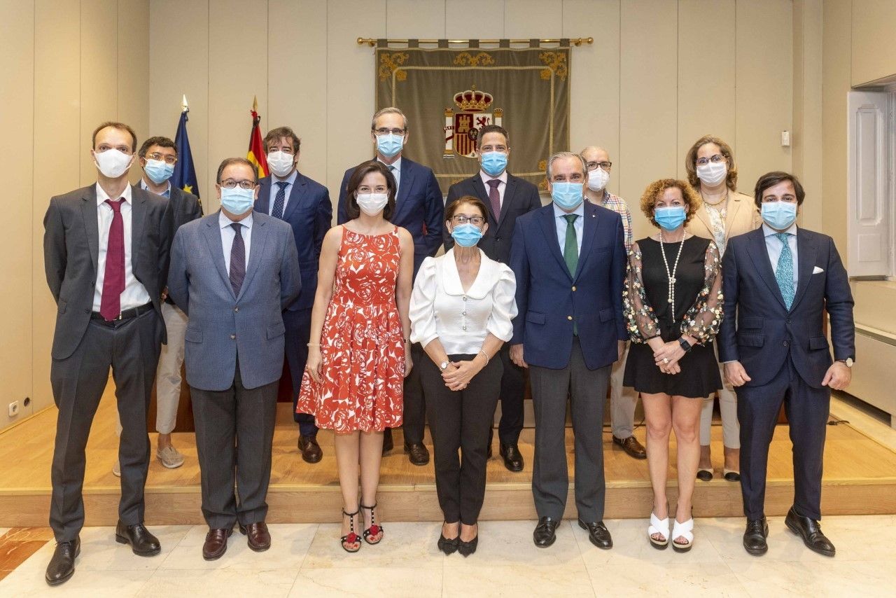 MUGEJU y el Consejo General de Farmacéuticos inician la implantación de la receta electrónica para los 90.000 mutualistas