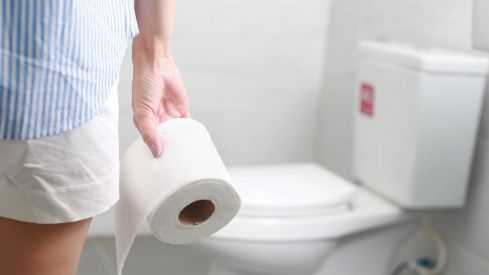 Diarrea crónica: causas y consejos para reducir los síntomas