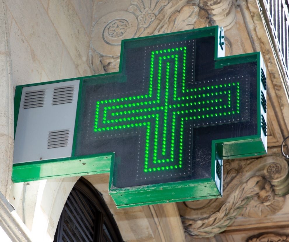 FEFE apoya la carta de los 326 farmacéuticos al ministro de Sanidad en la que reclaman su participación para combatir la pandemia