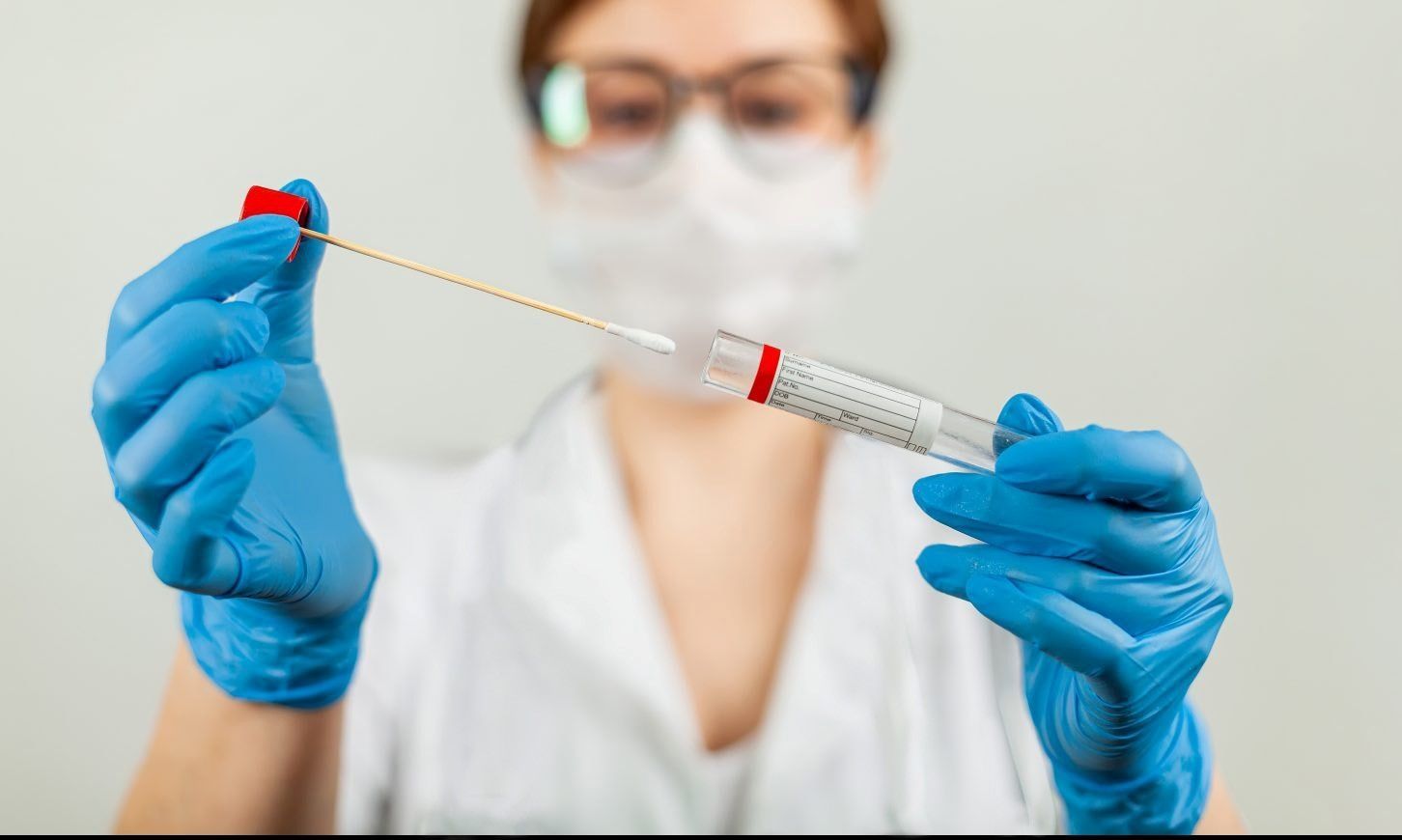 La farmacia madrileña, preparada para realizar test rápidos de la COVID-19