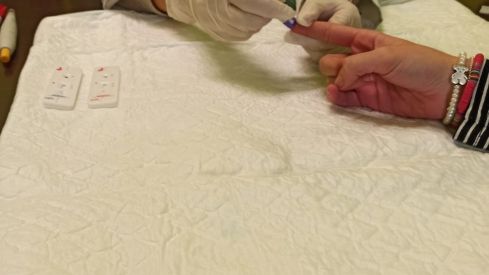 Las farmacias ourensanas ya han realizado más de 6.000 test rápidos para detectar anticuerpos frente al SARS-CoV-2