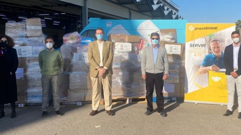 Grupo Hefame dona más de 40 pallets de productos de parafarmacia al Banco de Alimentos