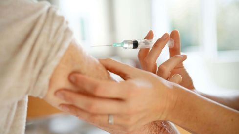 Los farmacéuticos de primaria reivindican su papel en la custodia, conservación y distribución de las vacunas contra la COVID-19