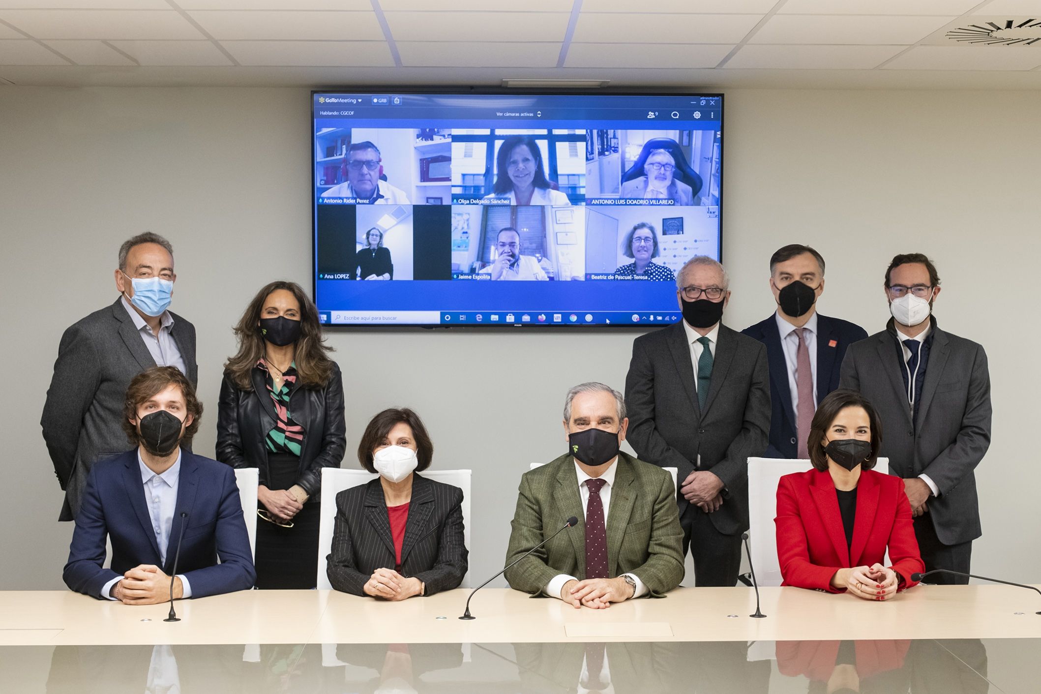Constituida la Mesa de la Profesión Farmacéutica en España