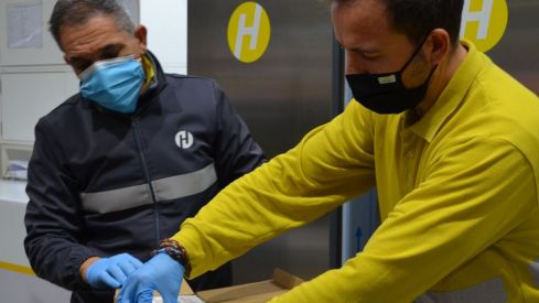 Grupo Hefame recibe las primeras 1.200 dosis de la vacuna de Moderna para la Región de Murcia