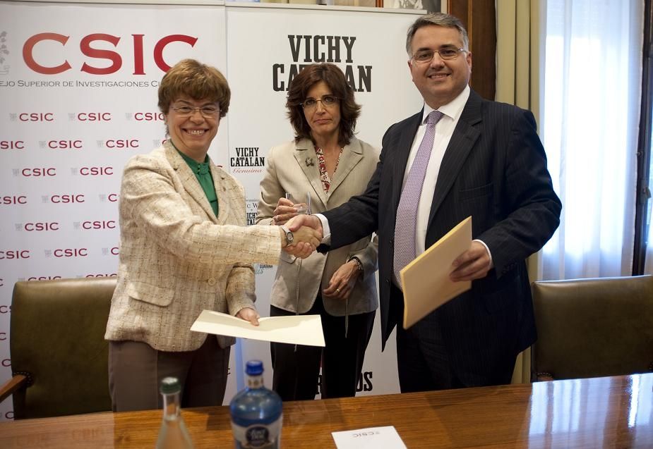 Vichy Catalán estudia los efectos de su agua natural carbónica sobre el colesterol