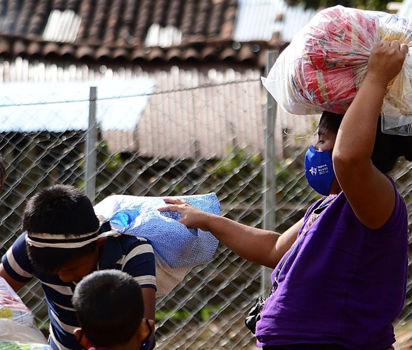 Más de 107.000 personas reciben EPI y formación para prevenir la COVID-19 gracias al Fondo de Acción Humanitaria y Emergencias de Farmamundi en 2020