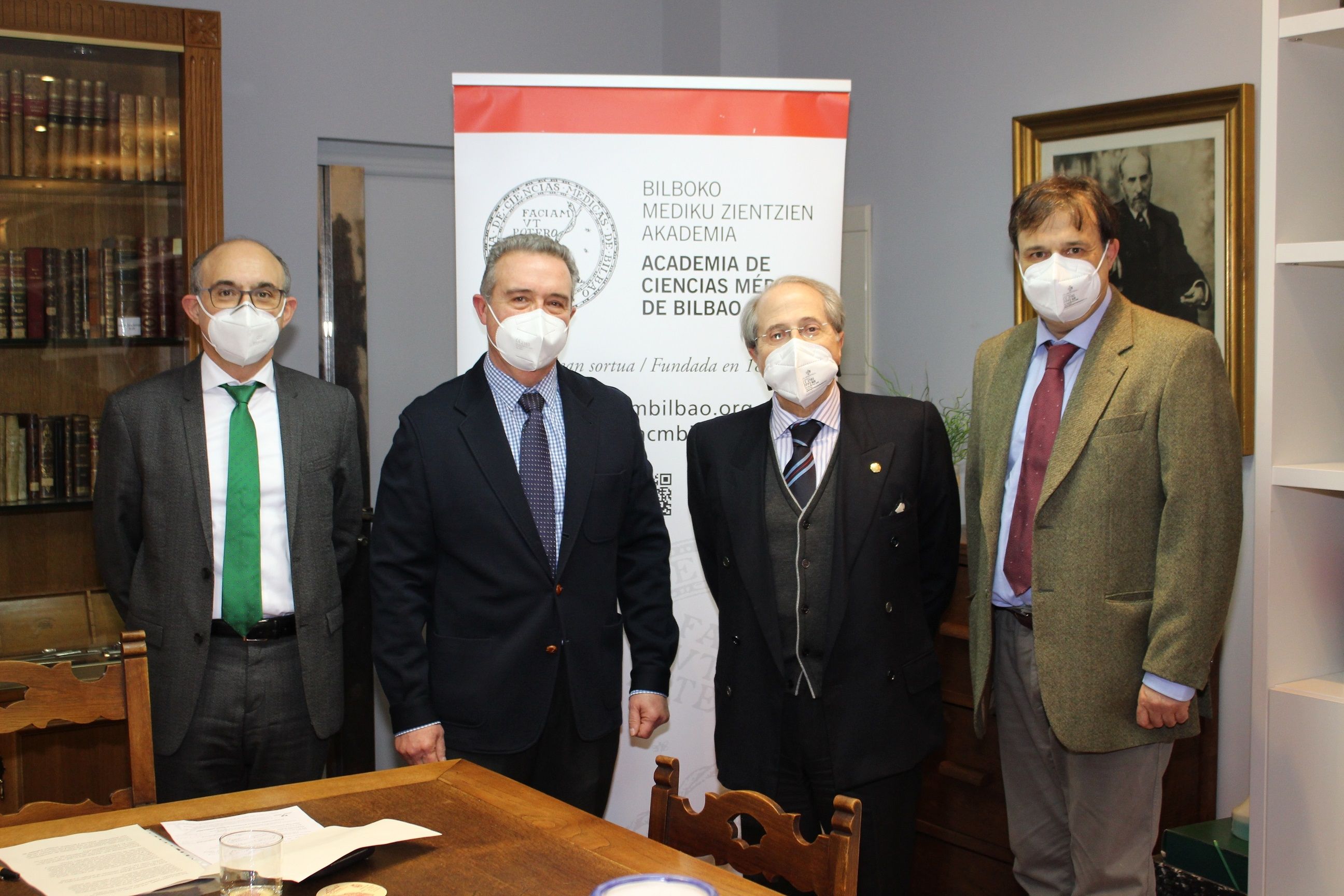 Se celebra una jornada virtual organizada por la Academia de Ciencias Médicas de Bilbao sobre la farmacia comunitaria durante la COVID-19
