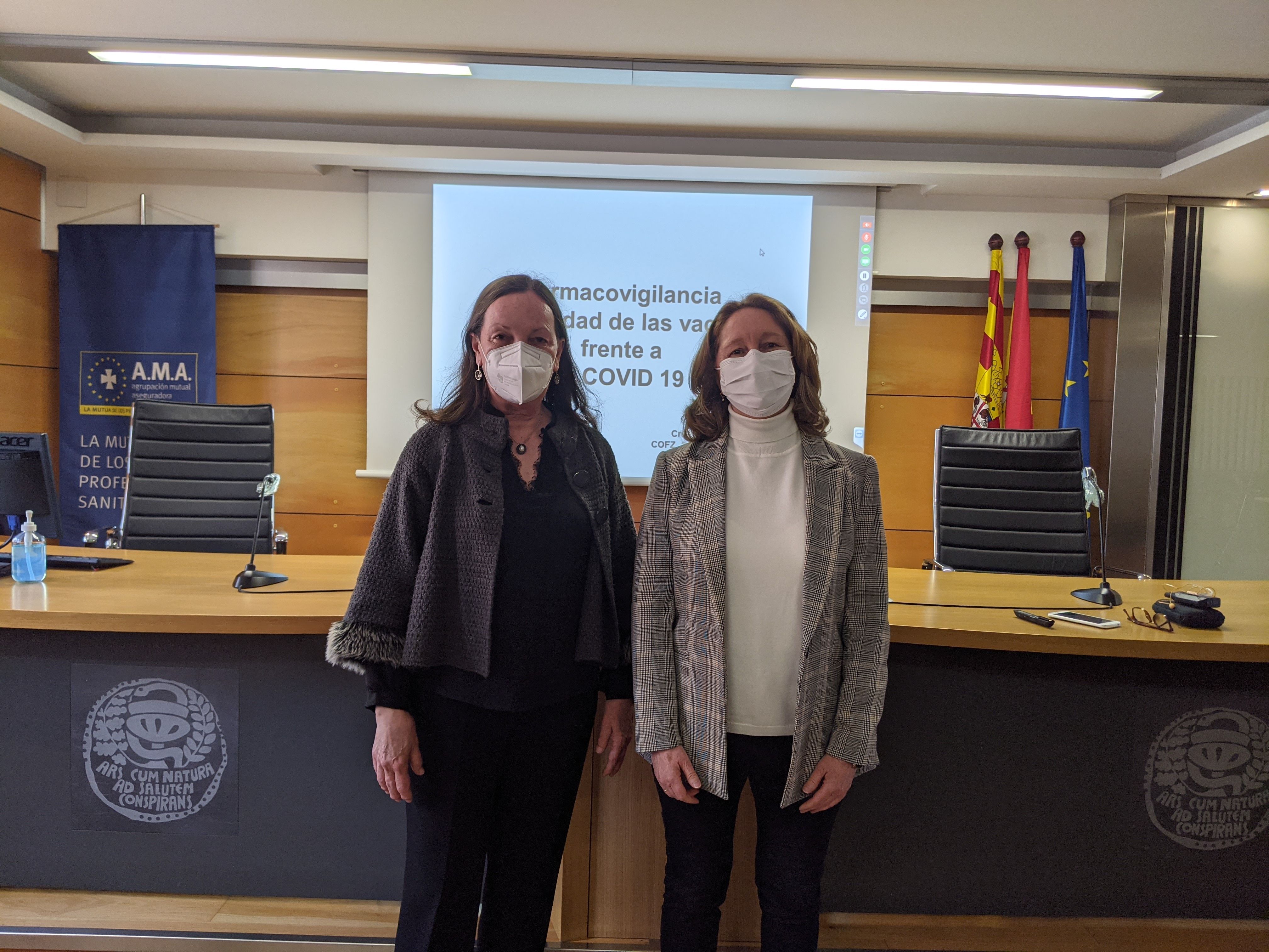 Los farmacéuticos de Aragón participan en la vigilancia de la seguridad de las vacunas contra la Covid-19
