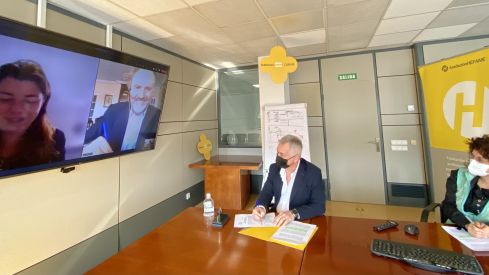 Las Fundaciones Hefame y Dádoris impulsan la educación universitaria de jóvenes sin recursos