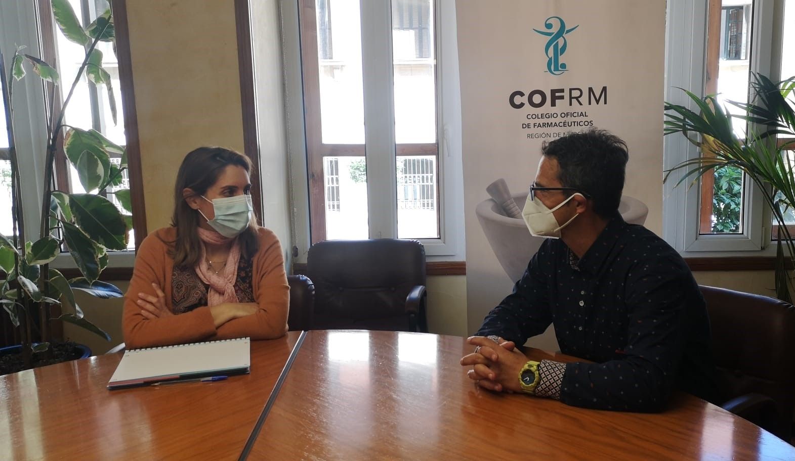 El COFRM y D´GENES unen esfuerzos para trabajar en el apoyo de las personas con enfermedades raras
