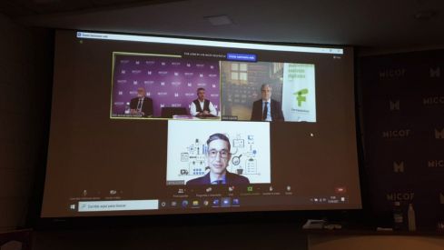 El MICOF celebra 580 años de historia a través de un viaje que analiza el pasado y futuro de la profesión farmacéutica