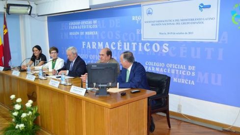 Los farmacéuticos de la Región de Murcia iniciaron su curso académico hablando sobre nuevos horizontes terapéuticos