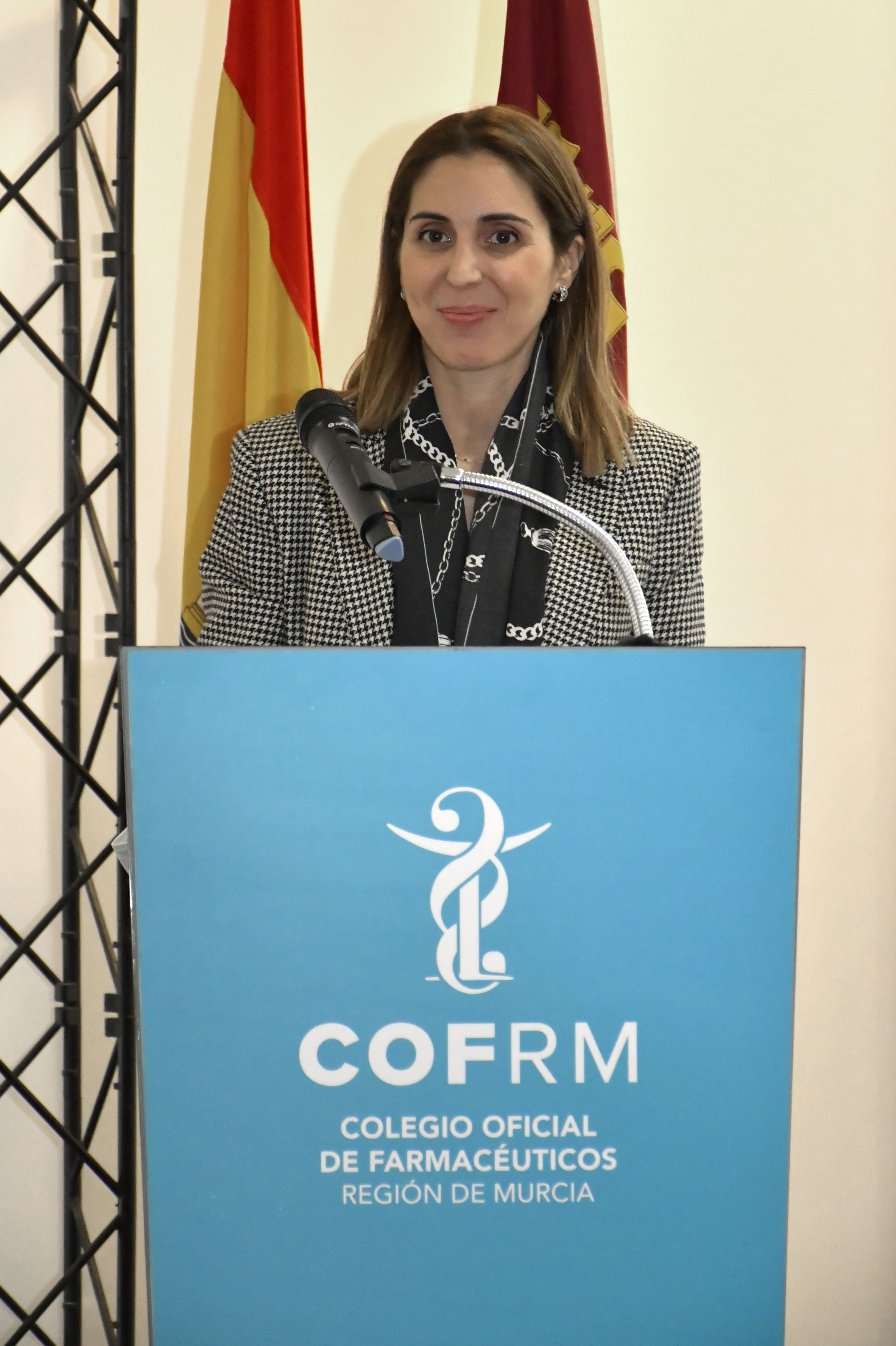 La presidenta del COFRM solicita a la ministra de Sanidad «culminar la vacunación de los farmacéuticos»