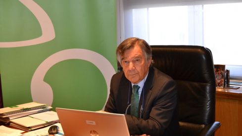 Luis González, a favor del servicio de indicación farmacéutica en síntomas menores