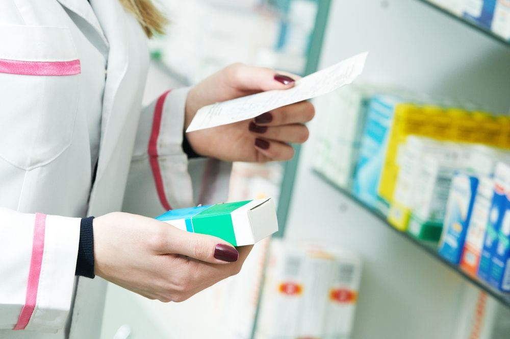Las farmacias de Valencia dispensan un 11% menos de recetas que hace un año