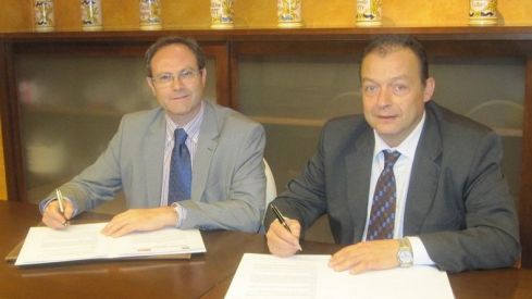 SEFAC y el COF de Guadalajara firman un convenio para impulsar la formación y la investigación en farmacia comunitaria