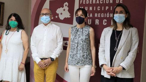 Paula Payá solicita a la Federación de Municipios de la Región de Murcia colaboración para ampliar a más ayuntamientos el acuerdo que facilita medicamentos a personas sin recursos