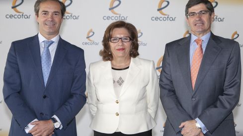 El sector farmacéutico homenajea a Sofía Fuentes, ex presidenta de Cecofar El sector farmacéutico homenajea a Sofía Fuentes, ex presidenta de Cecofar