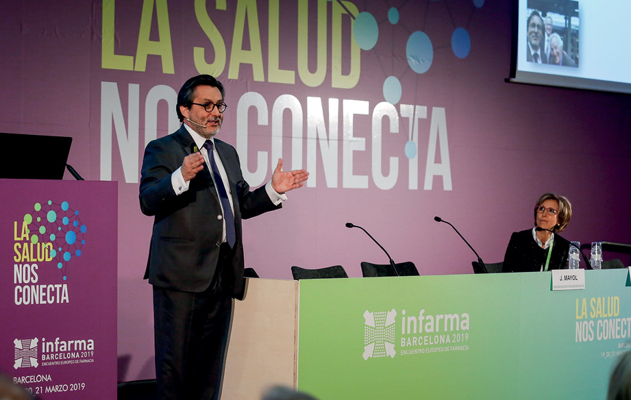 El Dr. Julio Mayol pronunció la conferencia inaugural
