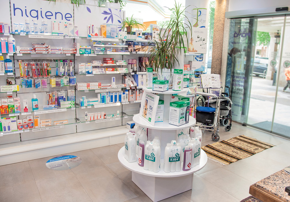 14 EF578 UN DIA EN LA FARMACIA 4