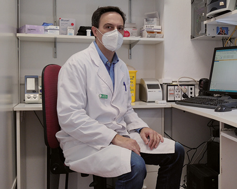 16 EF594 UN DIA EN LA FARMACIA Jose Manuel Carballeira 04