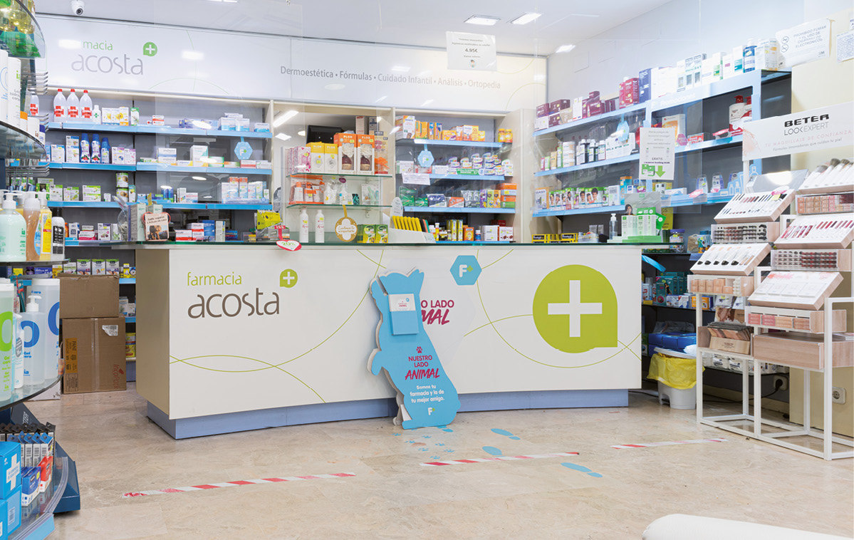 12 EF598 UN DIA EN LA FARMACIA Jaime Acosta 3